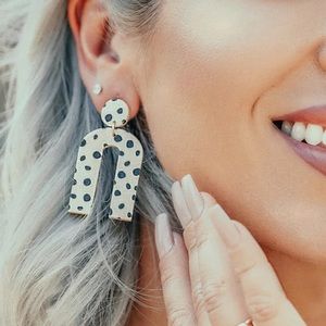 NWT Dotted Geometric Drop Earrings